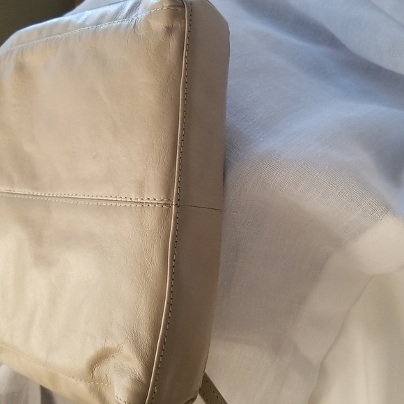 Vintage Leather Shoulder Bag by B. Young, Tan, $28 - Picture 4 of 7